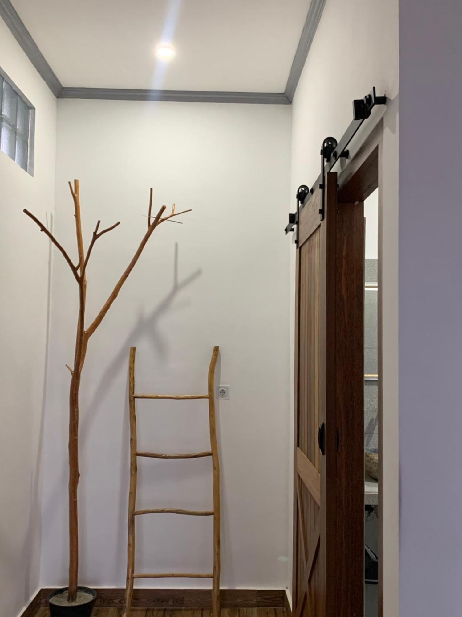 Tommy Homestay Plambi Zewnętrze zdjęcie